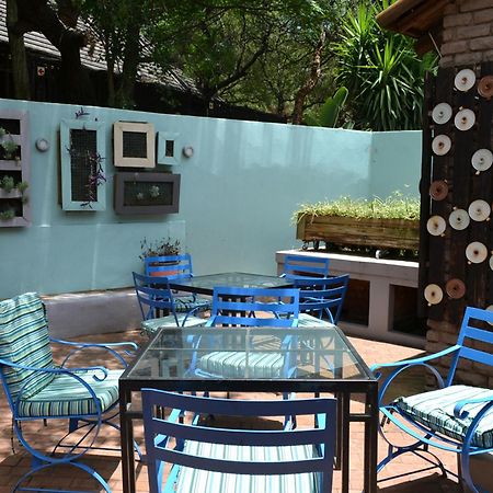Mount Amanzi Hotel Hartbeespoort Buitenkant foto