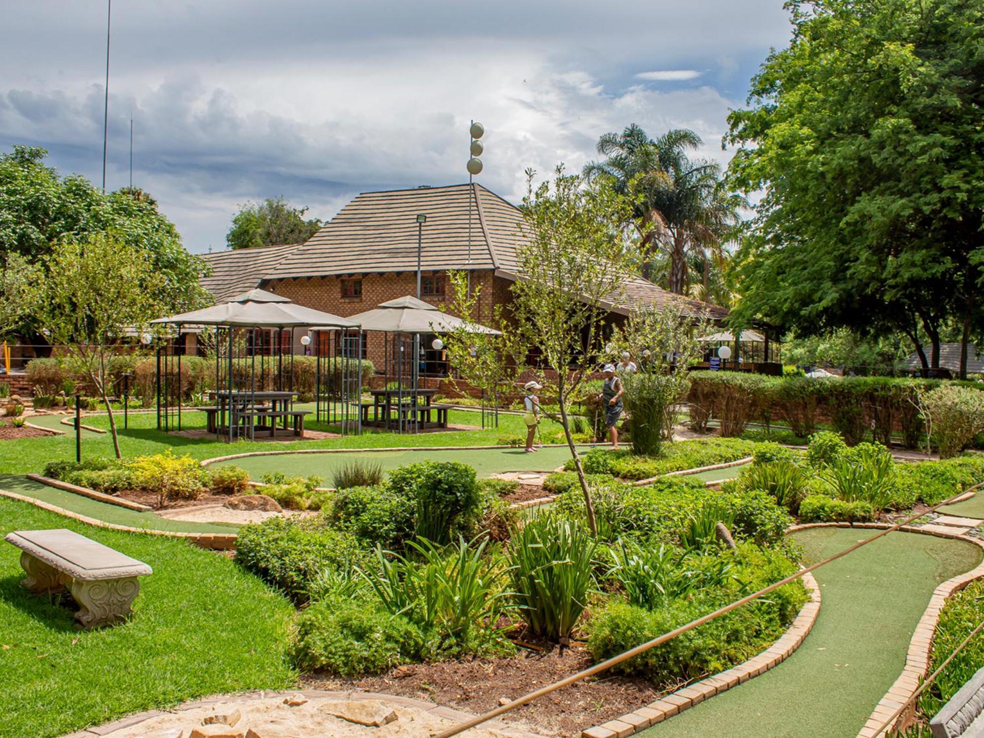 Mount Amanzi Hotel Hartbeespoort Buitenkant foto