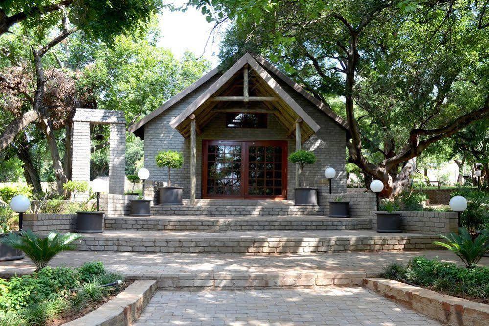 Mount Amanzi Hotel Hartbeespoort Buitenkant foto